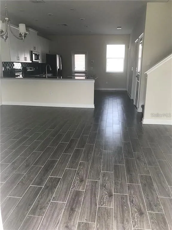 3 bed, 2.5 bath, 1615 sqft, $2,700 — Photo 3