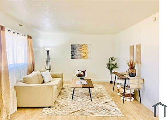 2nd image of 2317 N Meridian Ave APT 37