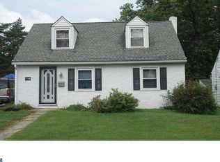 714 Harrison Ave, Glenside, PA 19038