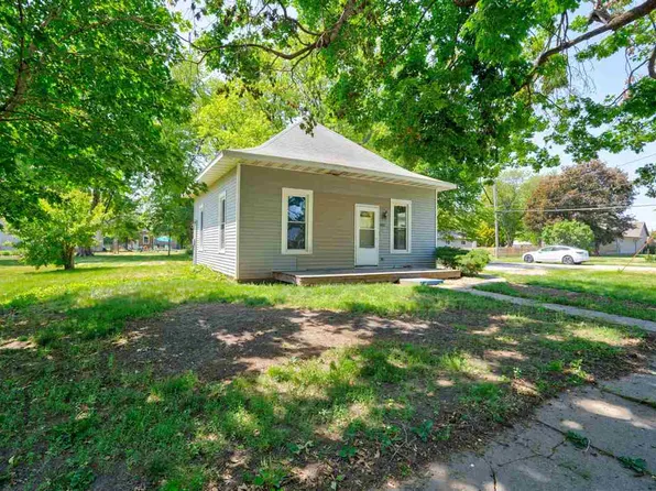 402 S Hamilton St, Keota, IA 52248