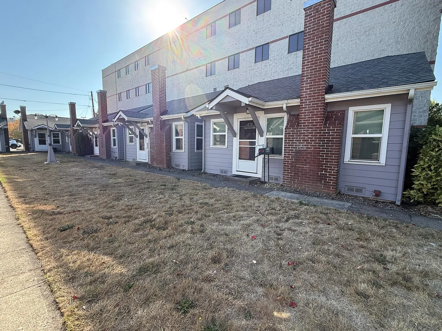 1 bed, 500 sqft, $1,200 — Photo 1