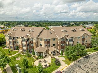 11 Glen Brk #305, Fitchburg, WI 53711