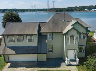 72 Bluff Rd, Weymouth, MA 02191