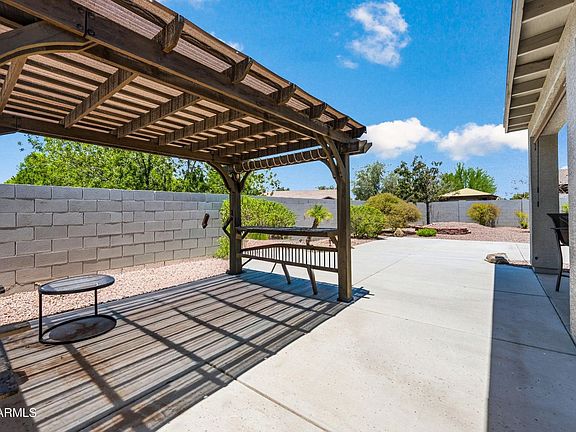 4th image of 34634 N Appaloosa Way
