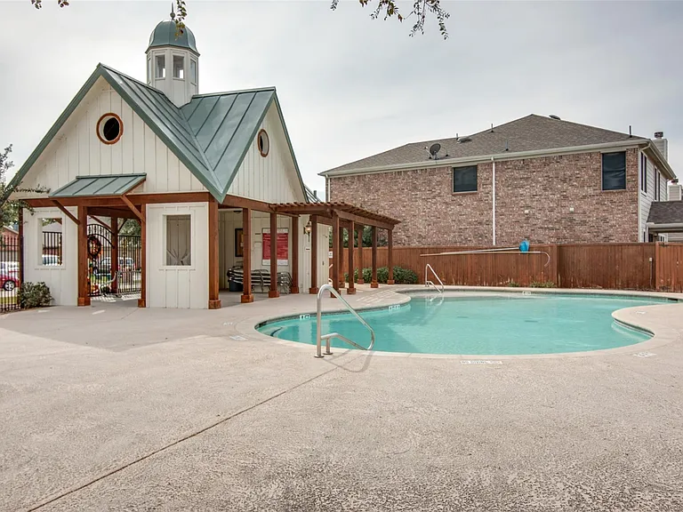 809 Cherry Blossom St — Photo 20