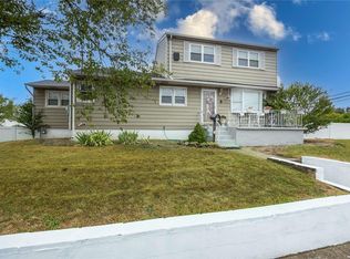 3487 5th St, Oceanside, NY 11572