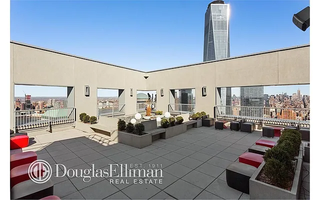 Rented by Douglas Elliman | media 37
