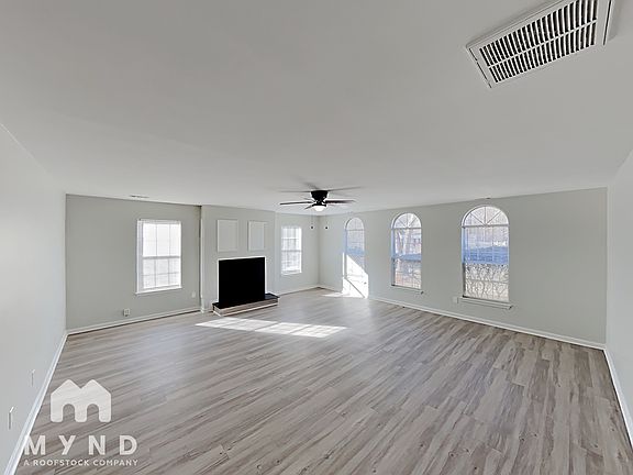 5th image of 7515 Pence Pond Ln