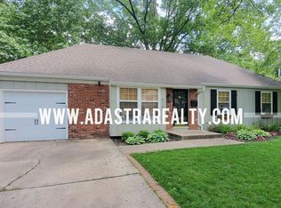 9709 Eby St, Overland Park, KS 66212