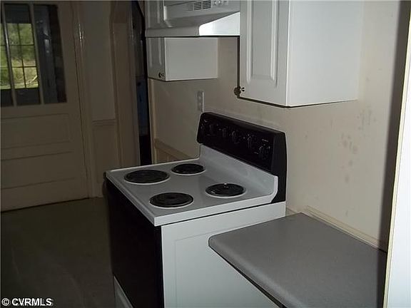 2nd image of 21519 Perdue Ave