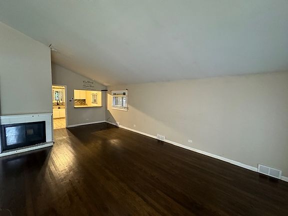 2nd image of 15218 Hastings Dr