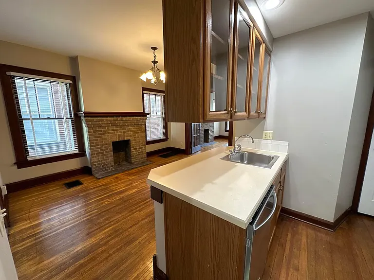 2880 N High St #2880 — Photo 12