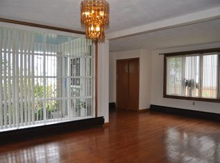 263 Central Ave, East Providence, RI 02914