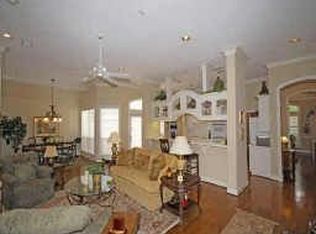 43 Aberdeen Crossing Pl, Spring, TX 77381