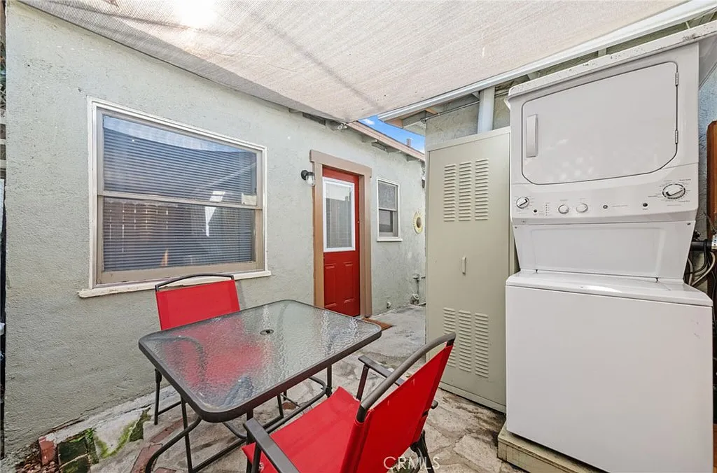 1 bed, 488 sqft, $2,310 — Photo 2