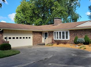 420 Vance Dr #59, Olney, IL 62450