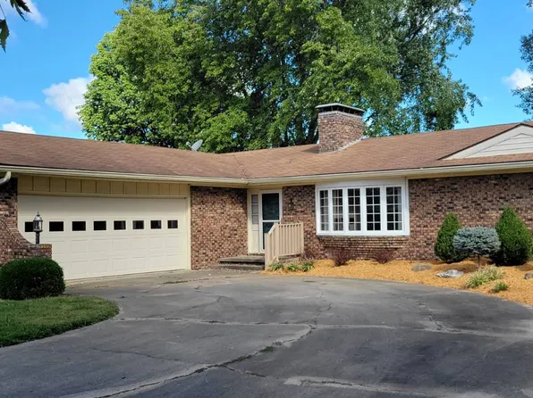 420 Vance Dr #59, Olney, IL 62450