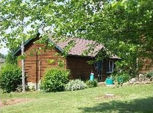 3283 N Greenbrier Rd, Madison, IN 47250