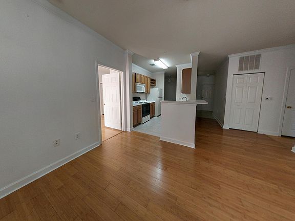 2nd image of 18549 Bridle Club Dr