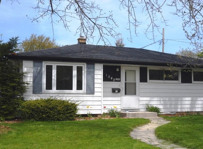 1st image of 1542 N 27th Pl