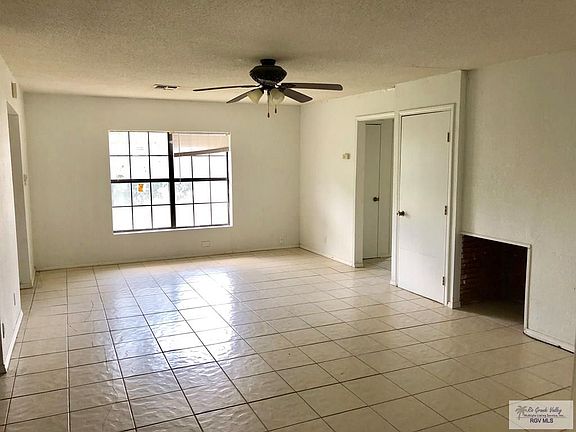 4th image of 1455 Honeydale Rd