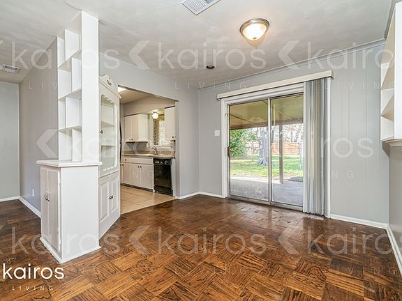 4th image of 2619 Hillsboro Ave