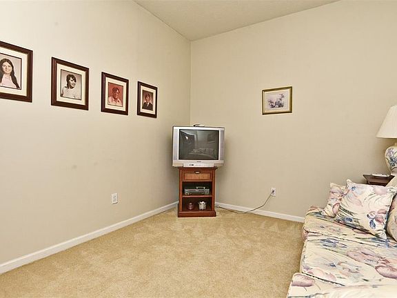 3rd image of 3132 River Branch Cir #3132