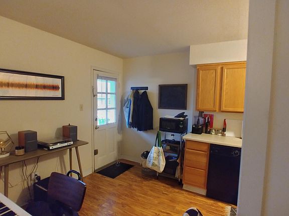5th image of 1800 Lafayette Pl #B10