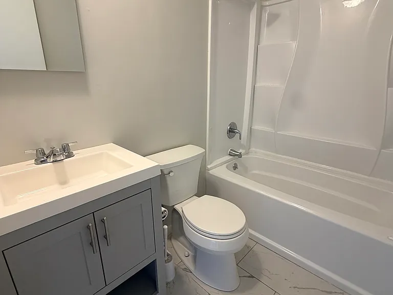 115 Short Beach Rd #307 — Photo 12