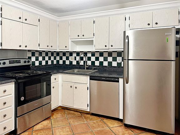 4th image of 2271 NW 47th Terrace #109