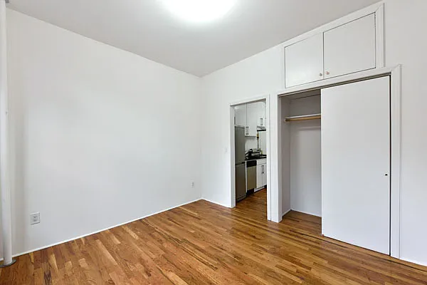 Rented by Aether Property Group | media 26