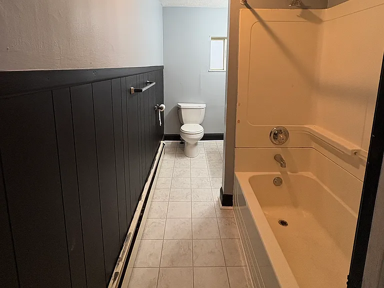 403 Ormsby Ave #1 — Photo 7