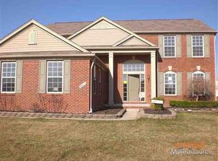 56571 Honey Ct, Macomb, MI 48042