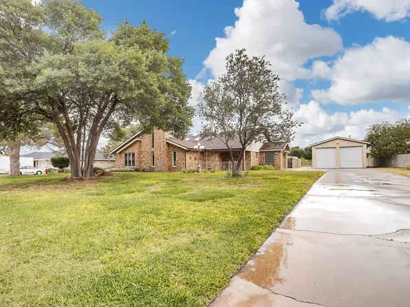 8825 Heather Ln, Odessa, TX 79764