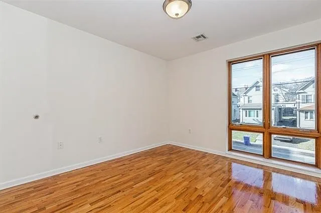 17 Meadow Rd #307 — Photo 12