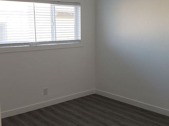 5th image of 8843 Alcott St #8843A09