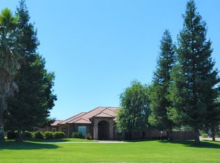 1765 N Biola Ave, Kerman, CA 93630