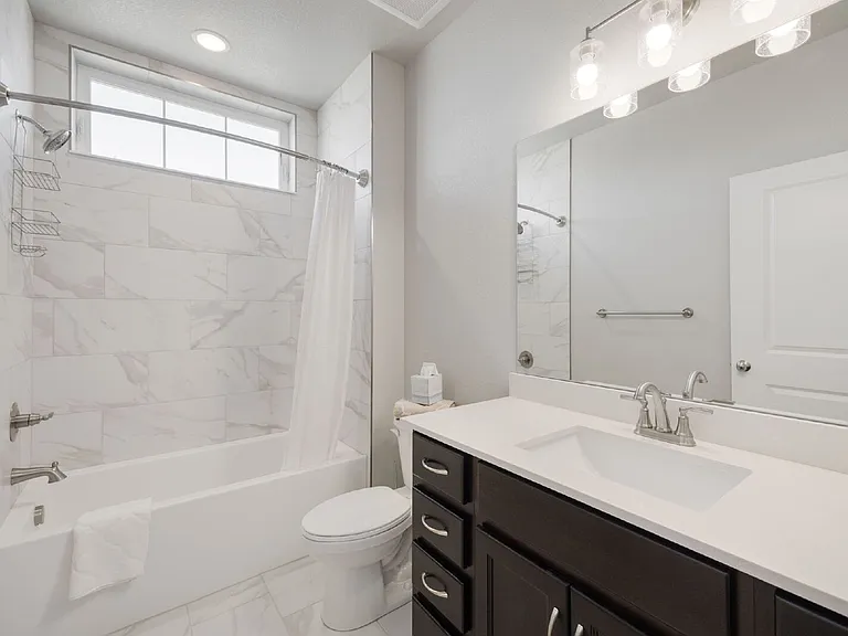 856 Birdwhistle Ln #6 — Photo 11