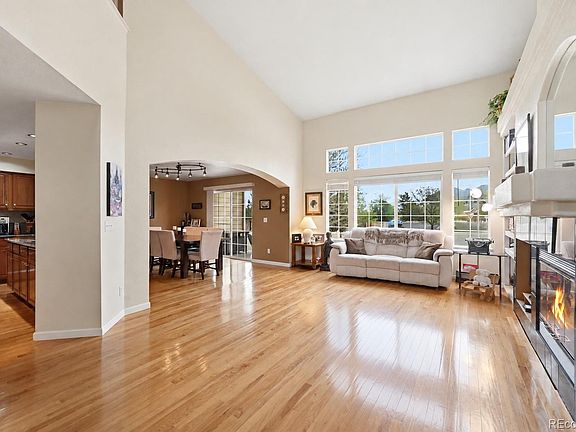 2nd image of 9627 Independence Drive