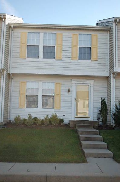 1st image of 12 E Galloway Ct