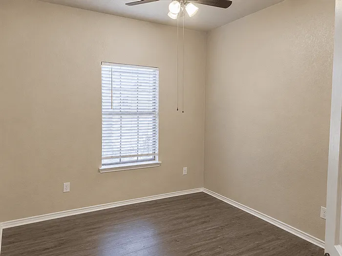 8123 Grissom Post — Photo 7