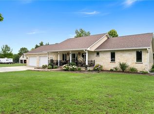 12590 E Osage Nation Rd, Nevada, MO 64772