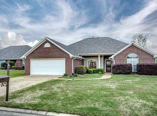 106 Sherwood Dr, Brandon, MS 39047