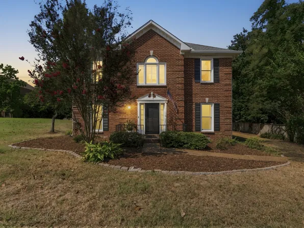 7305 River Park Dr, Nashville, TN 37221