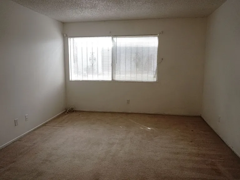 1405 Vegas Valley Dr #225 — Photo 14