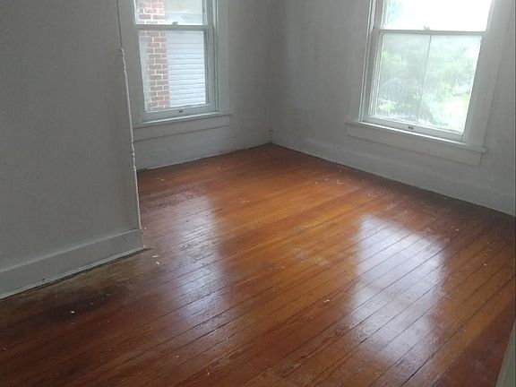 2nd image of 93 Fountain Ave #93