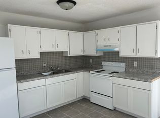 3974 Camelot Dr, Decatur, IL 62526