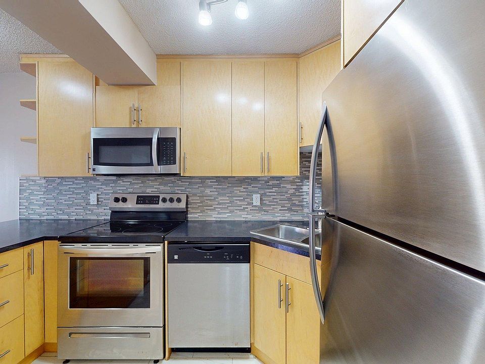 1st image of 10140 120th St NW #307