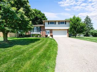 7619 Buchanan Ct, Mentor, OH 44060