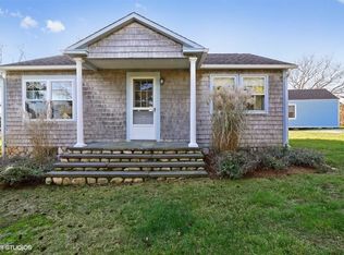 2 Nutmeg Ln, Charlestown, RI 02813